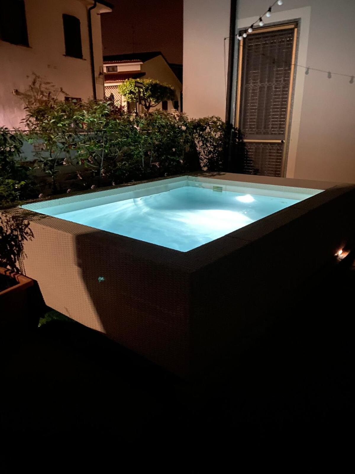 Jacuzzi & Relax - Casa Indipendente 20Min Da Milano Villa Zelo Buon Persico Ngoại thất bức ảnh