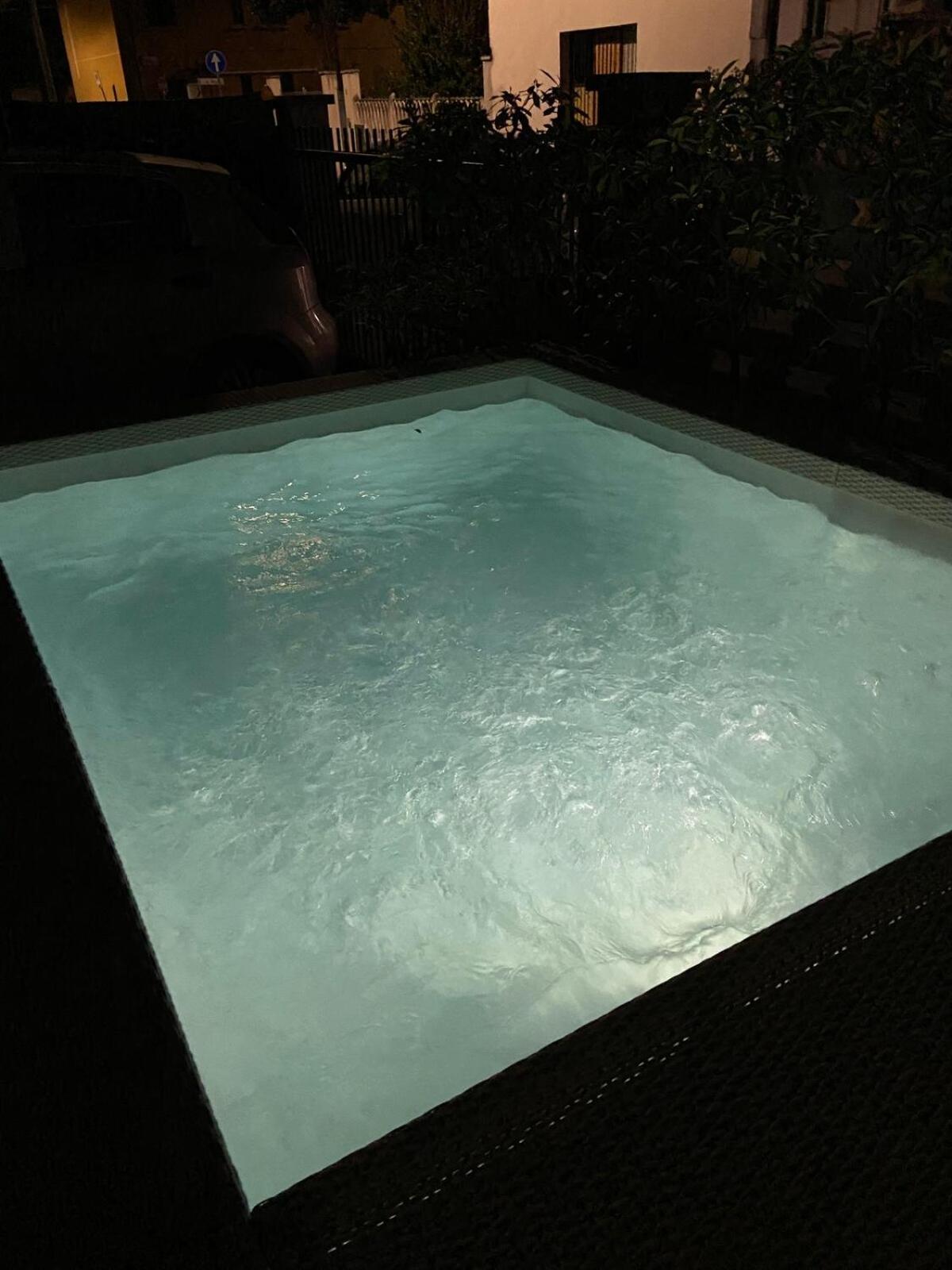 Jacuzzi & Relax - Casa Indipendente 20Min Da Milano Villa Zelo Buon Persico Ngoại thất bức ảnh